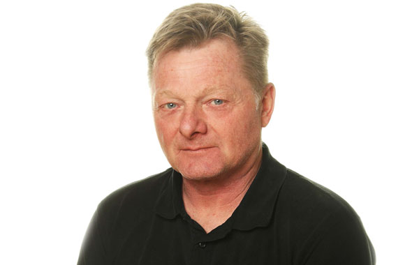 Portræt af Mogens Mundbjerg, pedel på Venø Efterskole.